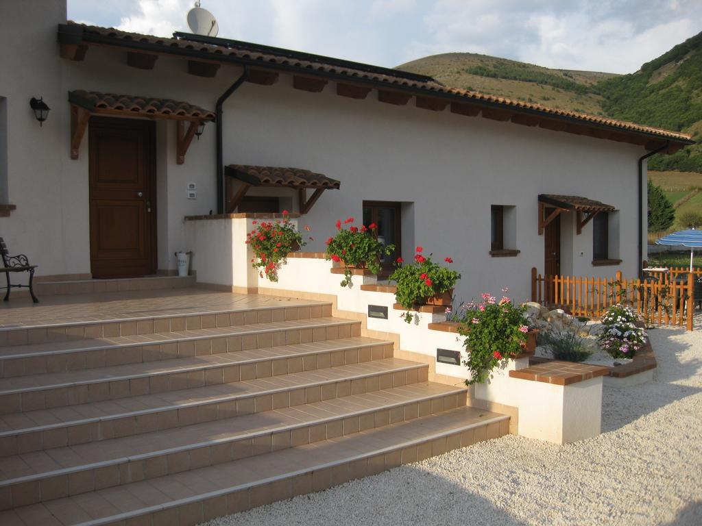 La Collina Di Peppino Bed & Breakfast Trasacco Eksteriør bilde